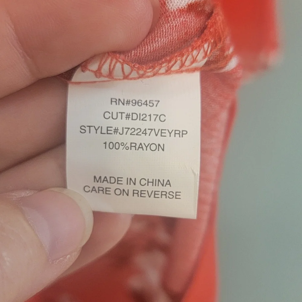 LUQ NWT Mango Berry Floral VNeck Tie Front Womens Prairie Top Size Large‎ - Picture 3 of 10